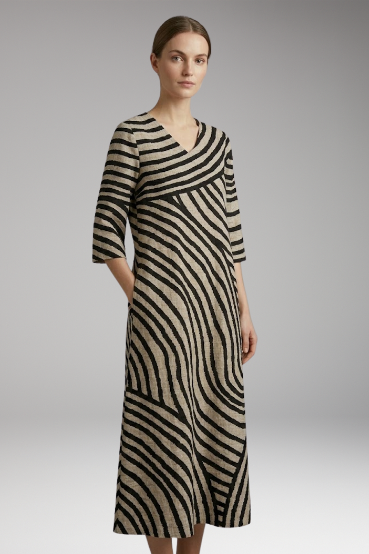 Womens Maxi Dress with V-Neck and Three Quarter Sleeves