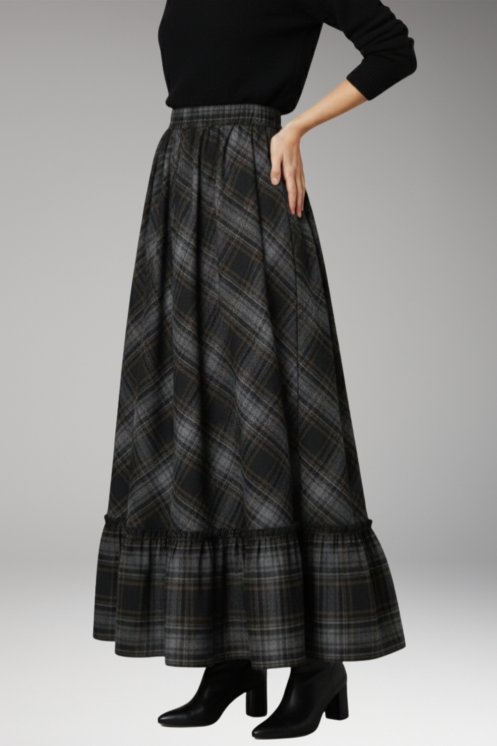 Women's Maxi Skirt with High Waist and Plaid