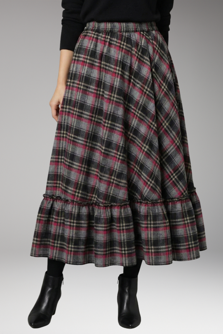 Women's Maxi Skirt with High Waist and Plaid