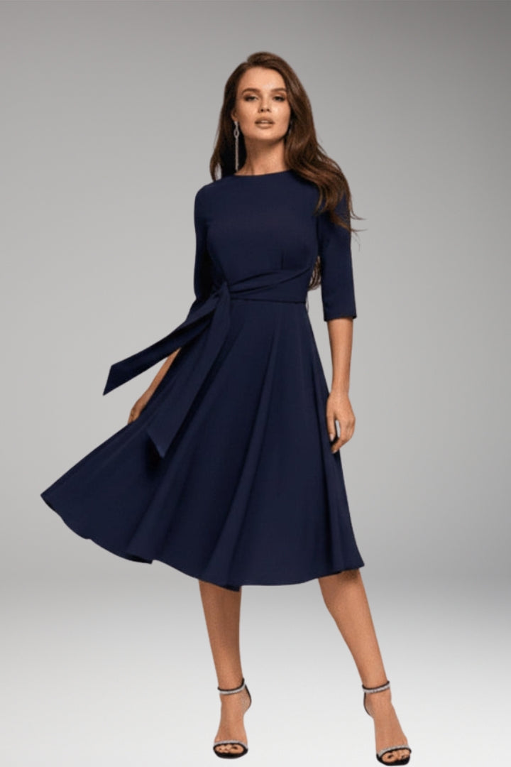 Women's Midi Dress with Classic Cut and Figure-Hugging Fit