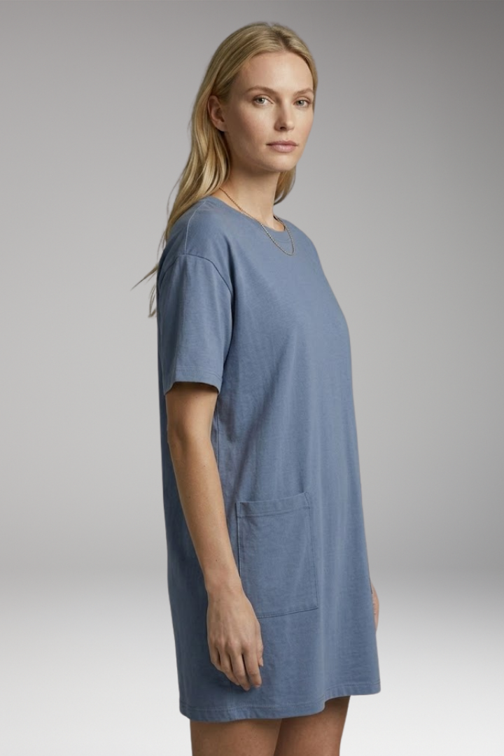 Women's Oversized T-Shirt Dress with Side Pockets