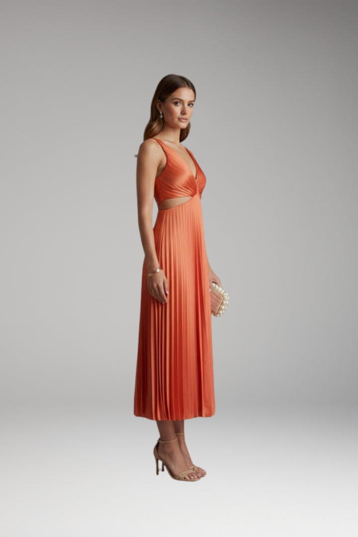 Women's Pleated Satin Dress with Versatile Design and Elegant Look