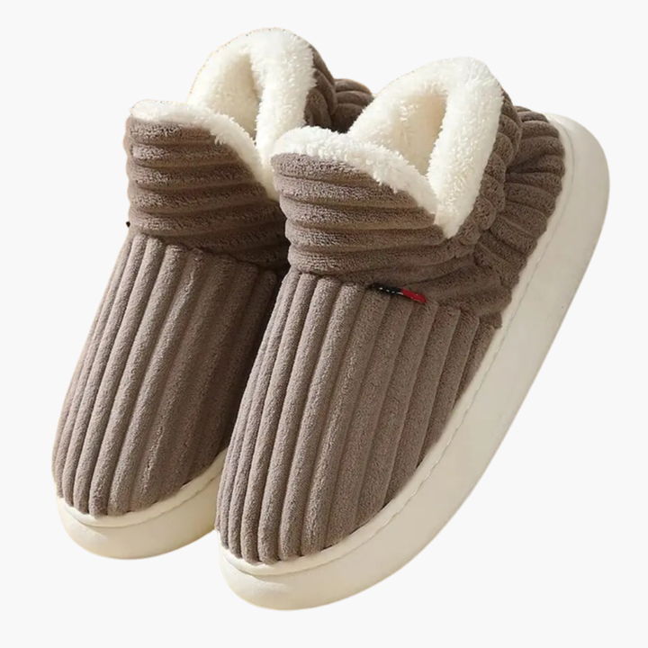 Women's Plush Slippers with Ribbed Surface and Inner Lining
