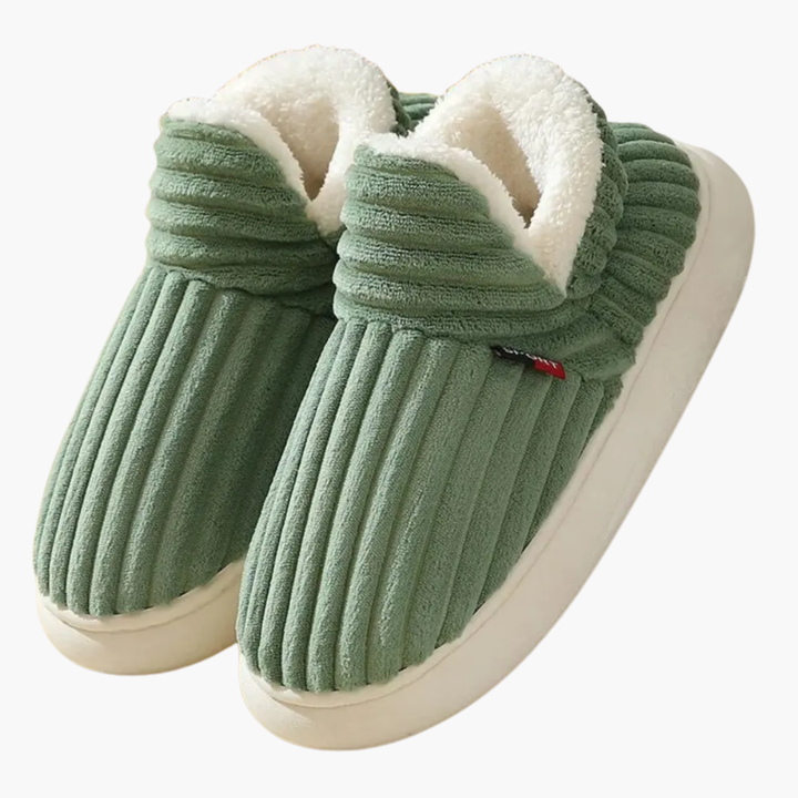 Women's Plush Slippers with Ribbed Surface and Inner Lining