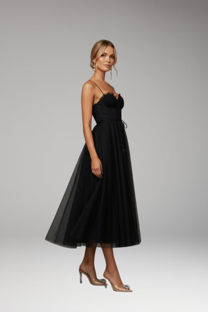 Women's Princess Chiffon Dress with Elegant Straps and Timeless Design