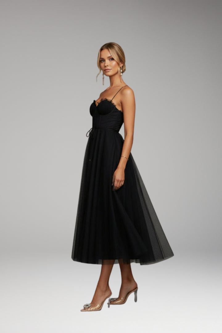 Women's Princess Chiffon Dress with Elegant Straps and Timeless Design