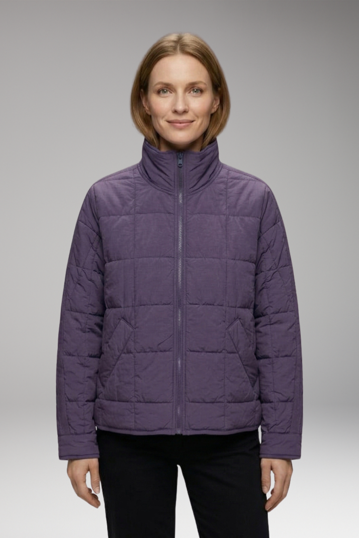 Women's Puffer Jacket with Zip Closure and Side Pockets