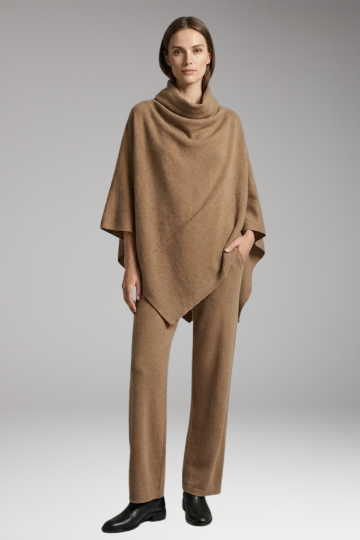 Women's Set with Poncho and Wide-Leg Pants