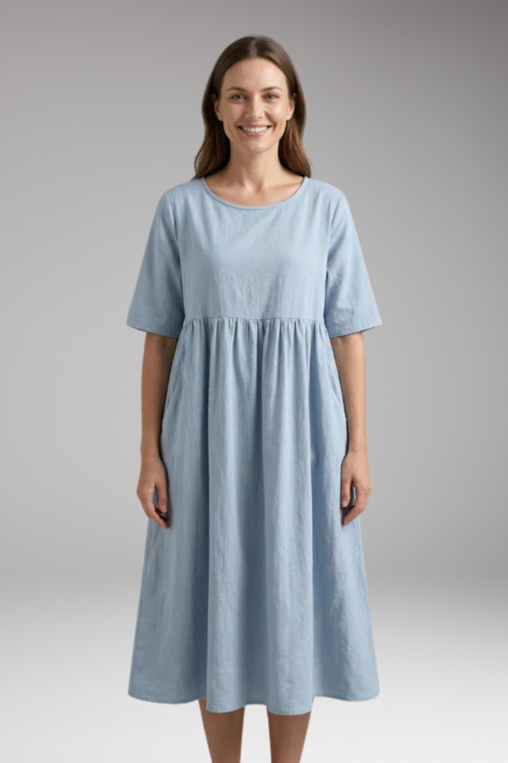 Women's Short'Sleeved Dress with Round Neck and Pockets