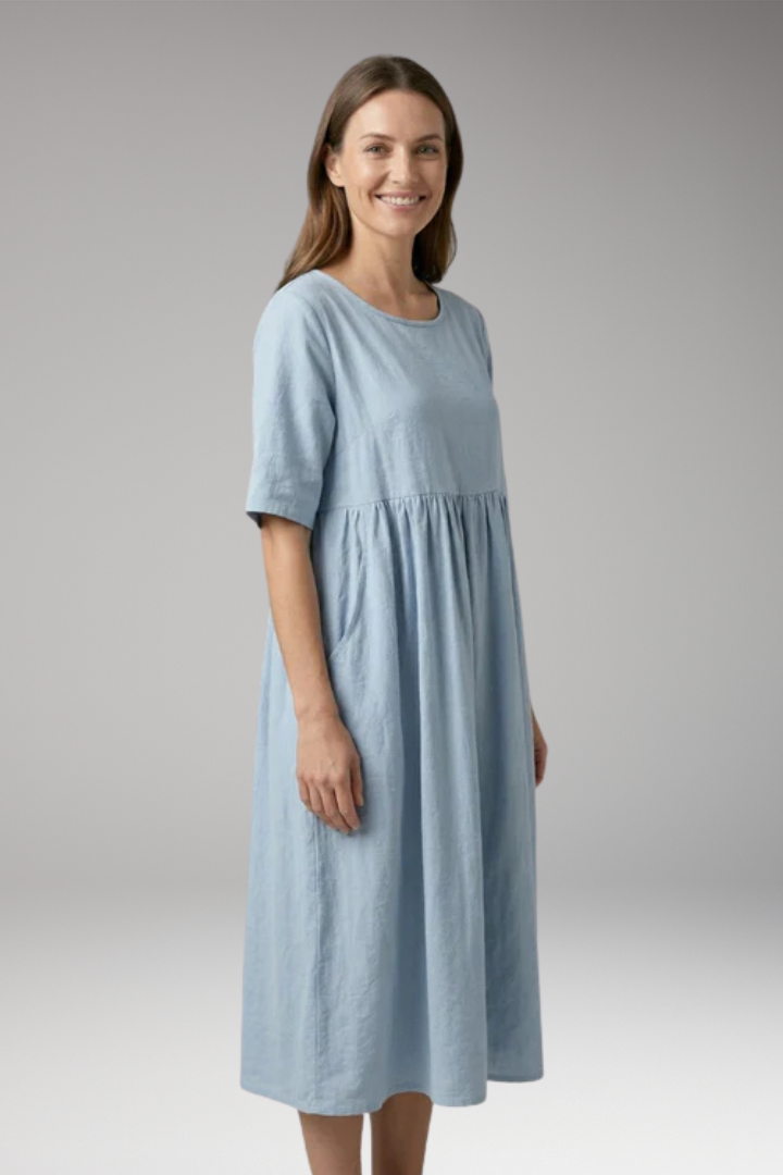 Women's Short'Sleeved Dress with Round Neck and Pockets