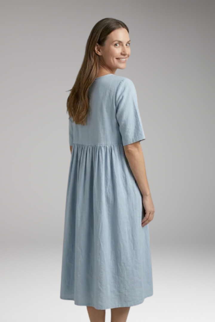 Women's Short'Sleeved Dress with Round Neck and Pockets