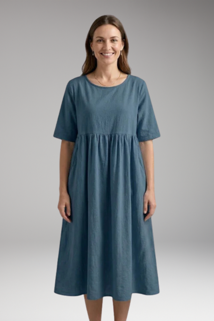 Women's Short'Sleeved Dress with Round Neck and Pockets