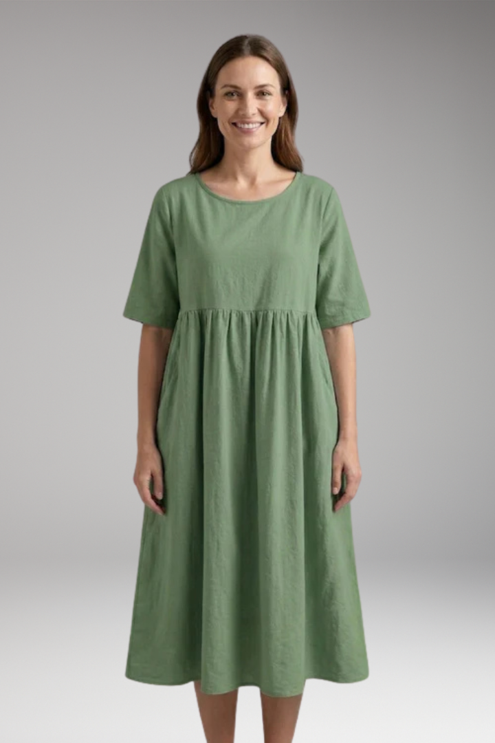 Women's Short'Sleeved Dress with Round Neck and Pockets