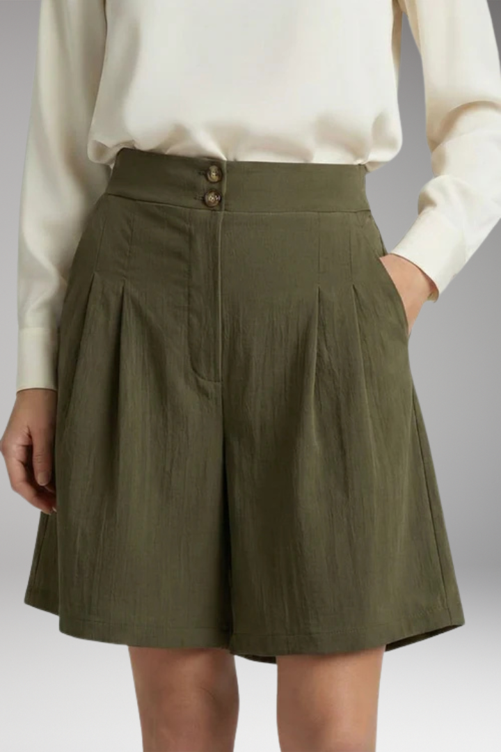Women's Shorts with High Waist and Button Closure