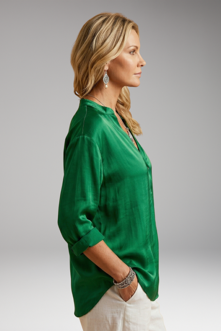 Women's Simple Blouse with Lightweight Fabric and Comfortable Fit