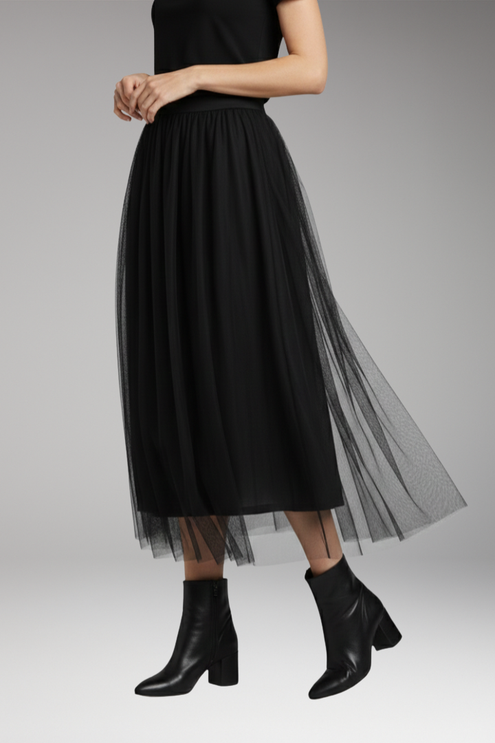 Women's Skirt with High Waist and Layered Tulle