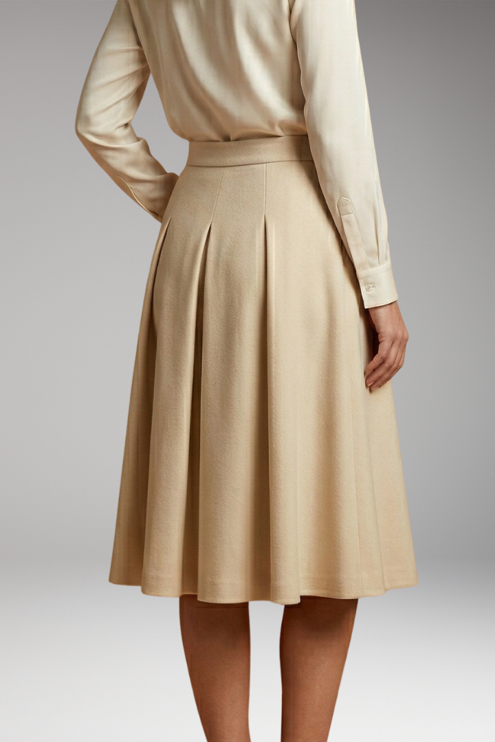 Women's Skirt with High Waist and Side Pockets