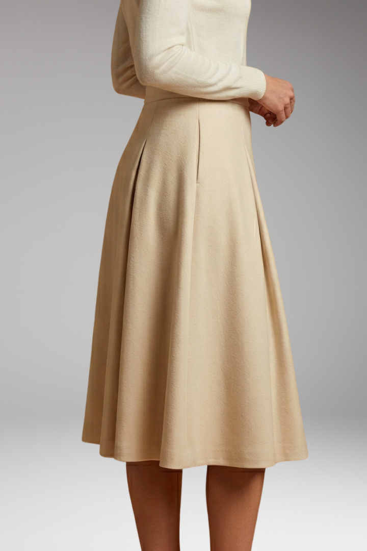 Women's Skirt with High Waist and Side Pockets