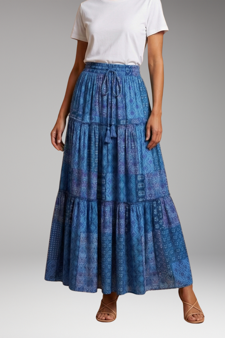 Women's Skirt with High Waist and Tiered Layers