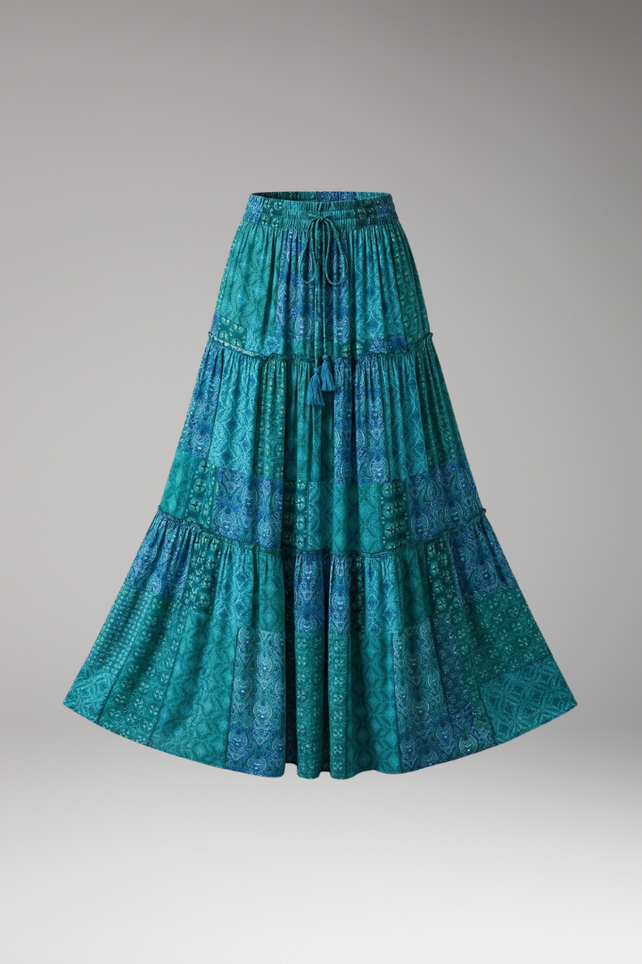 Women's Skirt with High Waist and Tiered Layers
