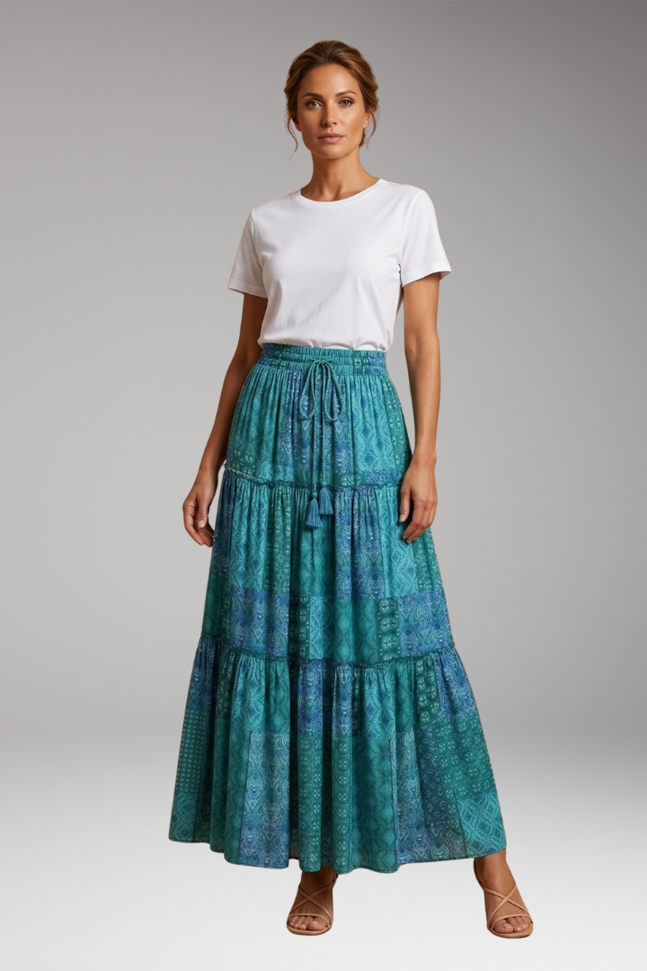 Women's Skirt with High Waist and Tiered Layers