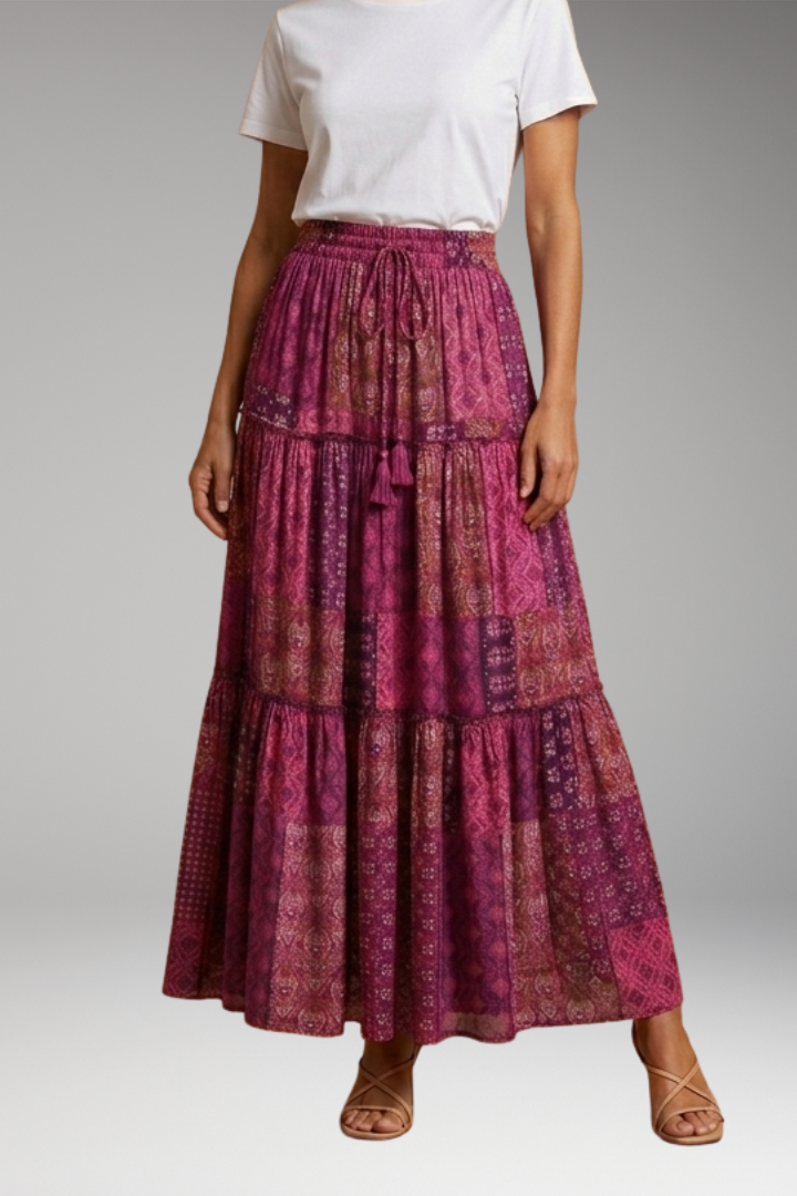 Women's Skirt with High Waist and Tiered Layers
