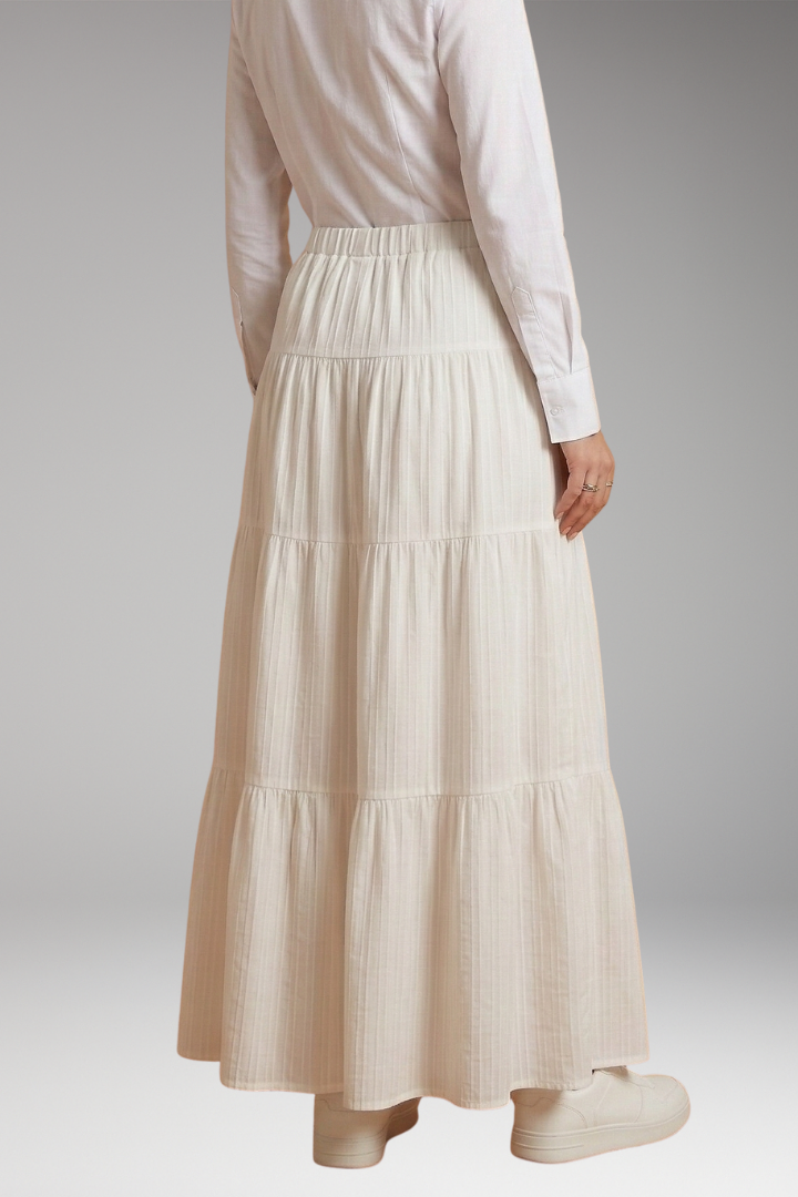Women's Skirt with Tiered Layers and Waistband