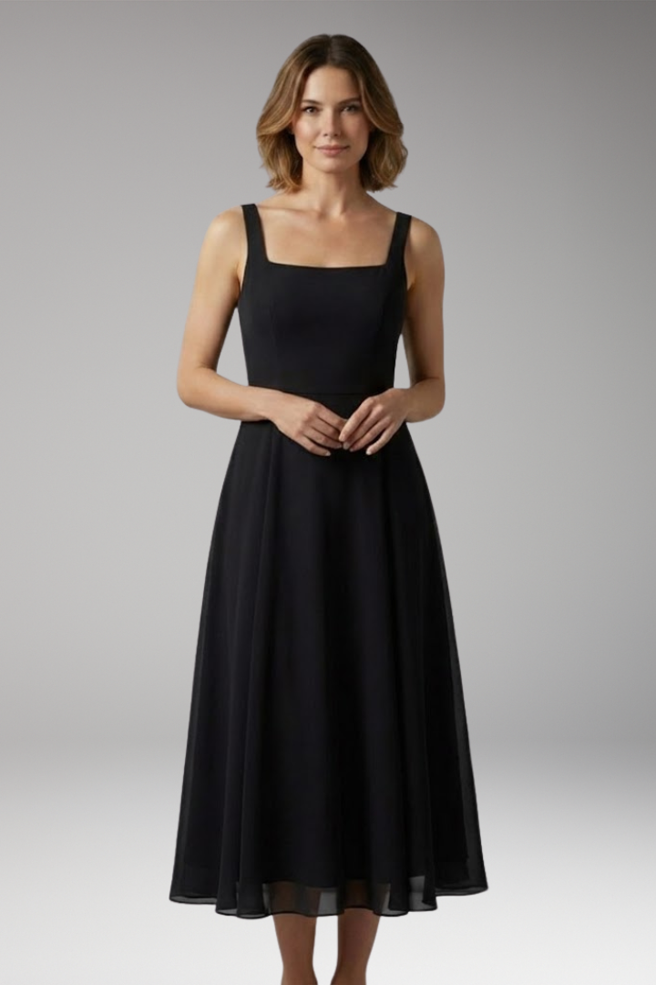 Women's Sleeveless Solid Color Dress with Classic Silhouette