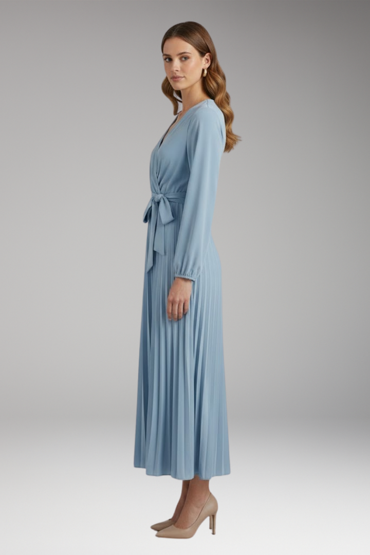 Women's Solid-Colored Dress with Stand-Up Collar and Pleated Belt