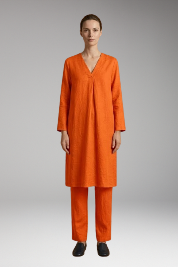 Women's Stylish Set with Breezy Top and Flattering Cut