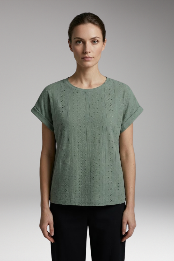 Women's Summer T-Shirt with Embroidered Texture and Loose Fit