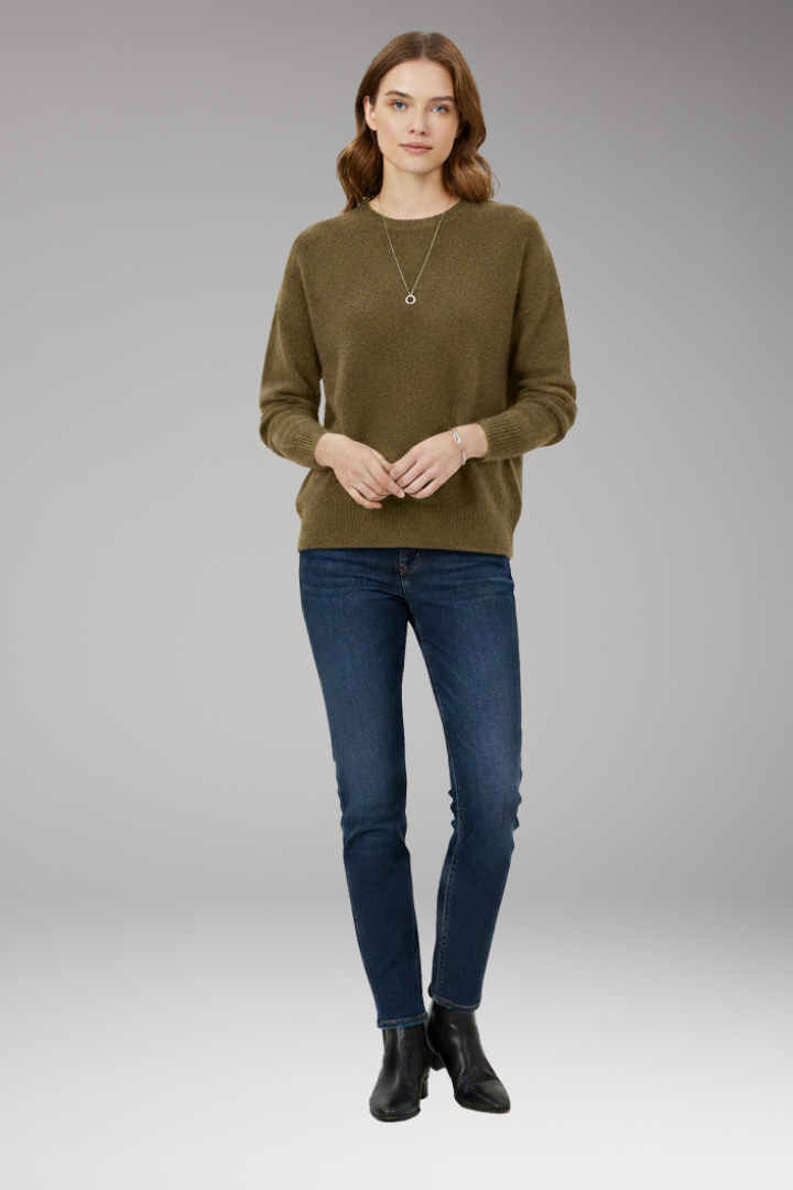 Women's Sweater with Crew Neckline and Long Sleeves