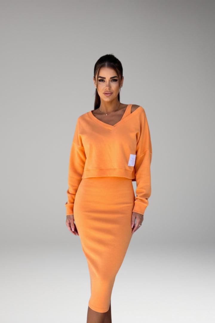 Women's Sweatshirt Dress Set with Fitted Midi Dress and Modern Sweatshirt