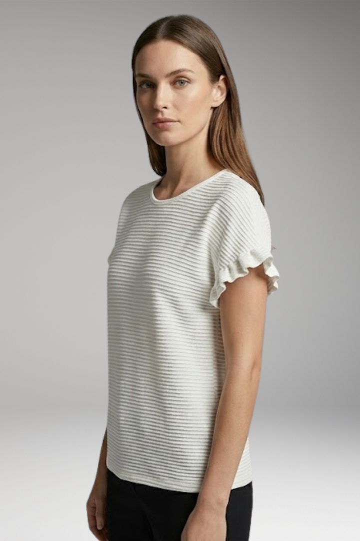 Women's T-Shirt with Round Neck and Ruffled Sleeves