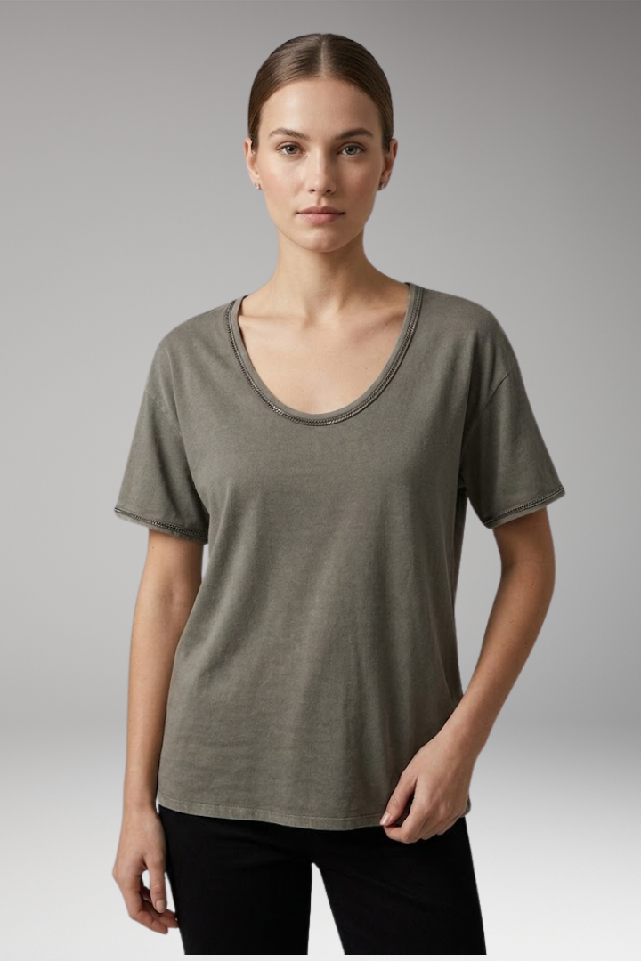 Women's T-Shirt with Round Neck and Short Sleeves