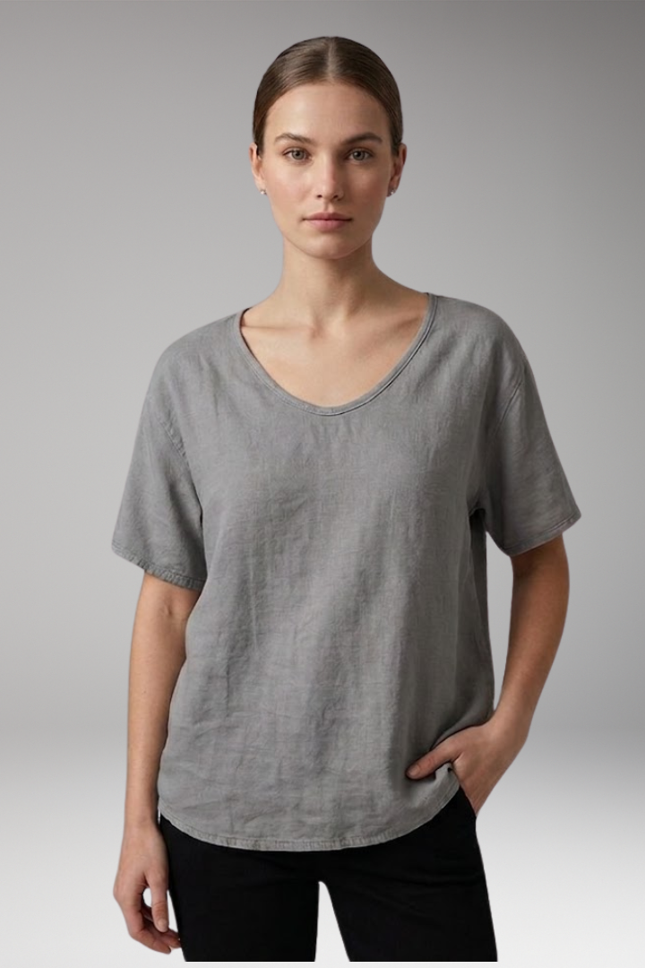 Women's T-Shirt with Round Neck and Short Sleeves