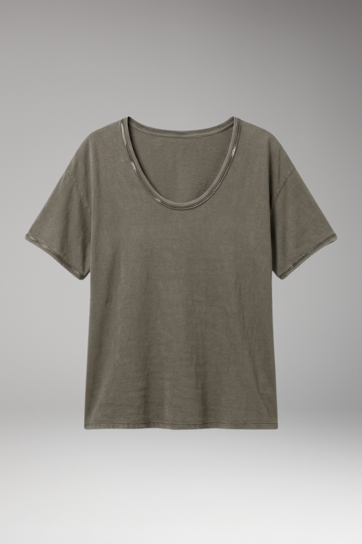 Women's T-Shirt with Round Neck and Short Sleeves