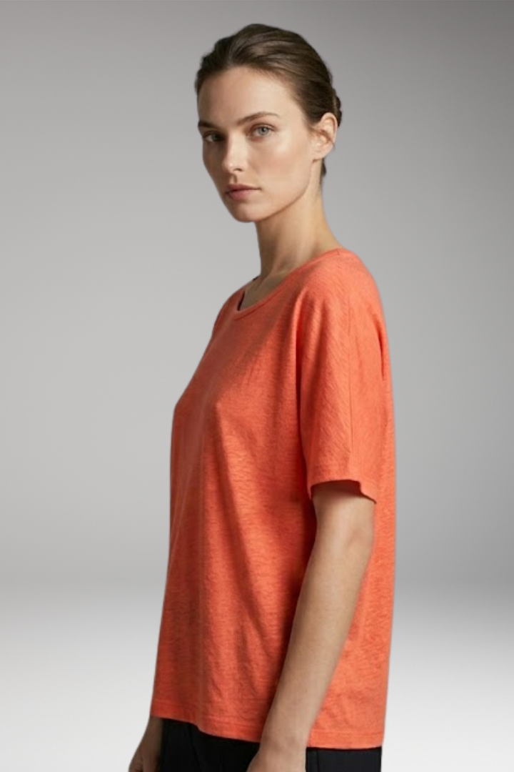 Women's T-shirt with Round Neck and Loose Fit
