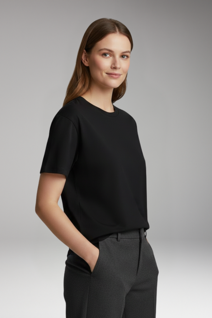 Women's Oversized T Shirt with Crewneck and Short Sleeves