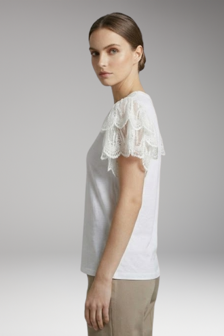 Women's T'shirt with Lace Sleeves and Regular Fit