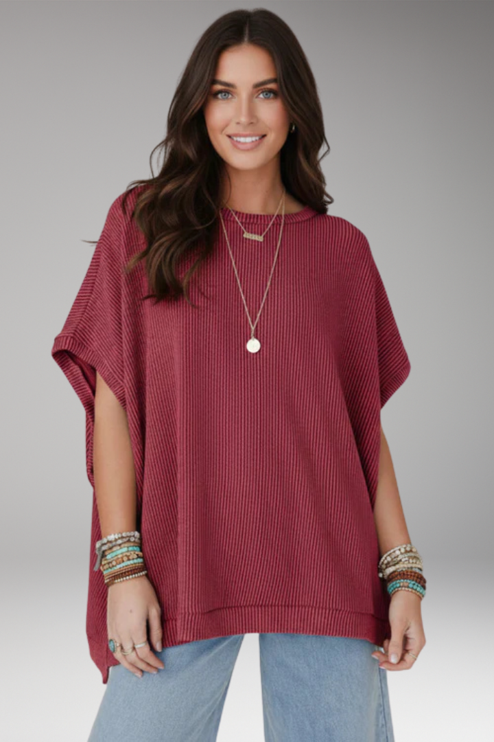 Women's Top with Round Neck and Short Sleeves