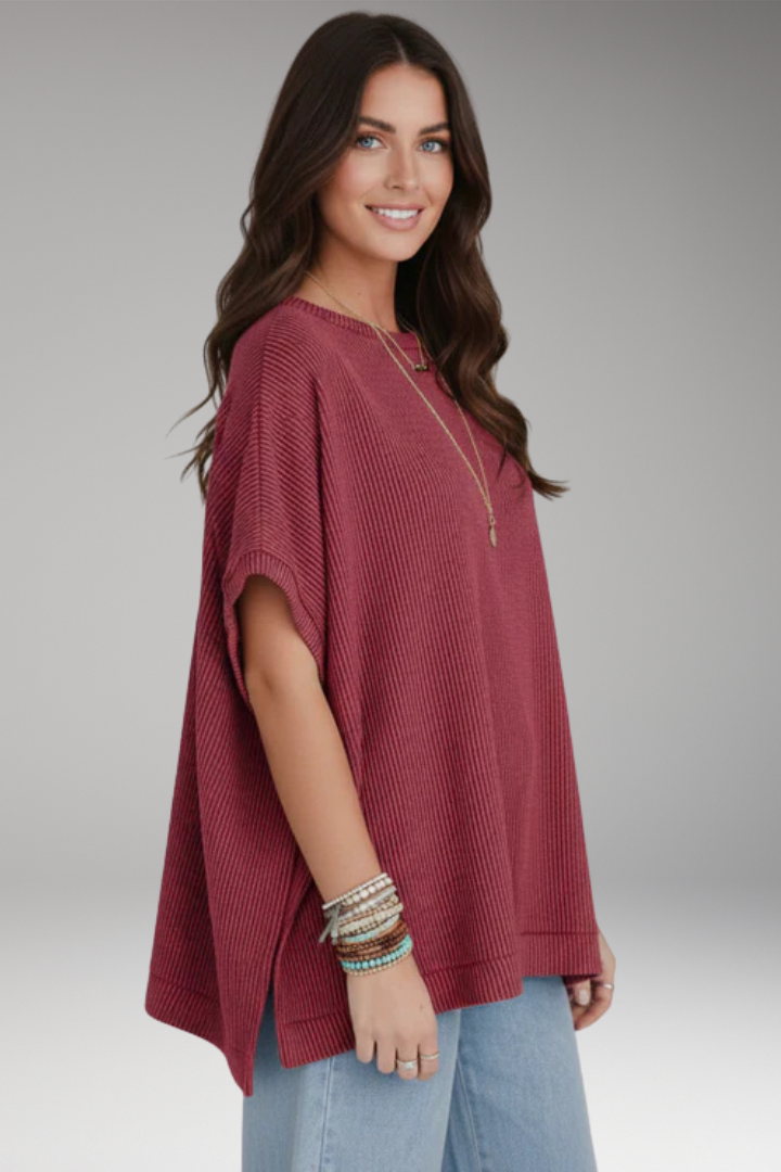 Women's Top with Round Neck and Short Sleeves