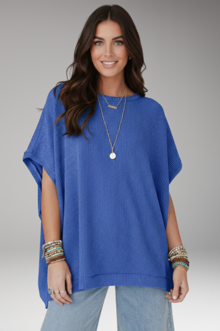 Women's Top with Round Neck and Short Sleeves