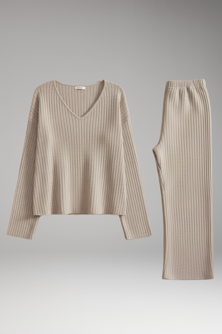 Women’s Two-Piece Lounge Set with Long Sleeves