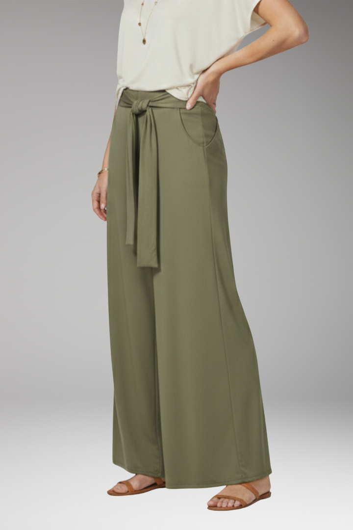 Women's Wide-Legged Trousers with High Waist and Tie Belt