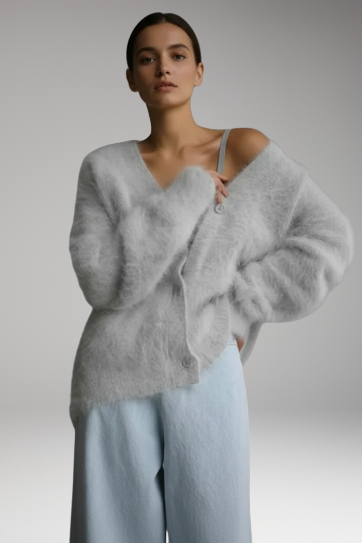 Women’s Sweater with Round Neck and Ribbed Hem