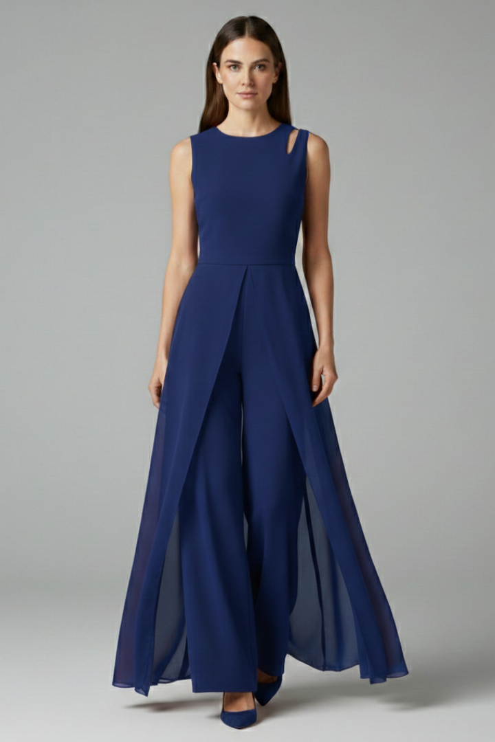 Women's Evening Dress with Slit and Figure-Flattering Fit