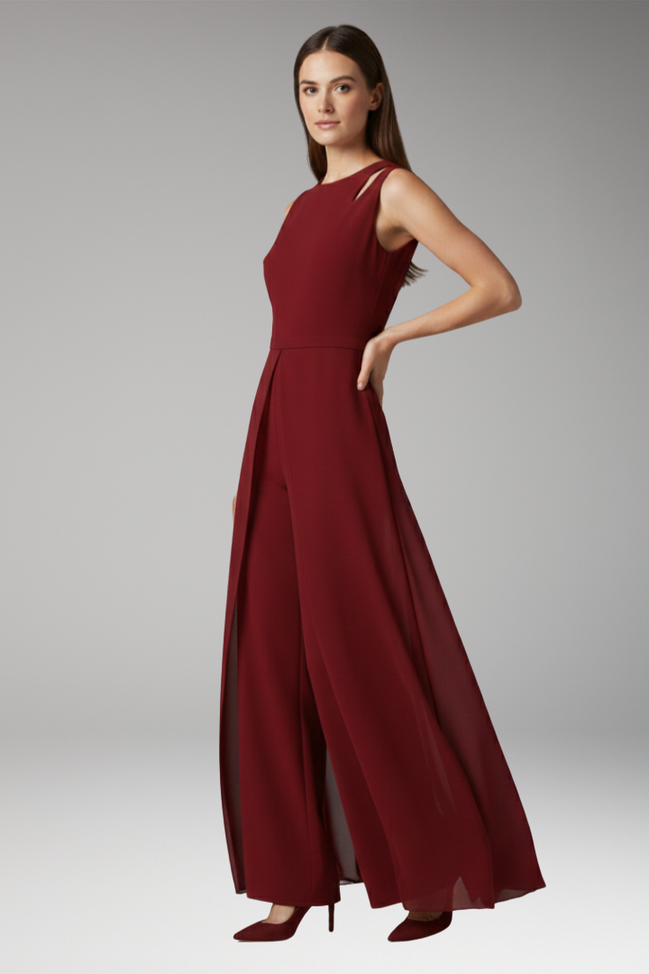 Women's Evening Dress with Slit and Figure-Flattering Fit
