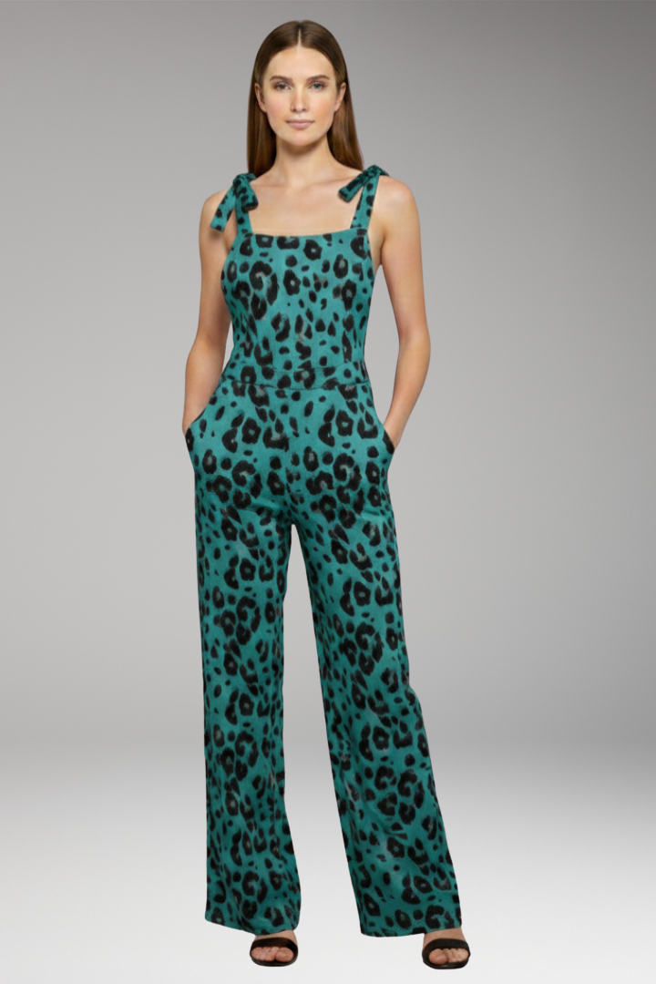 Women's Leopard Jumpsuit with Trendy Print and Relaxed Fit