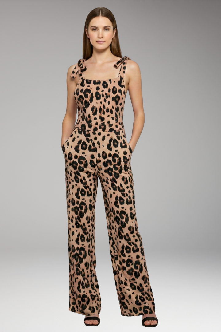 Women's Leopard Jumpsuit with Trendy Print and Relaxed Fit
